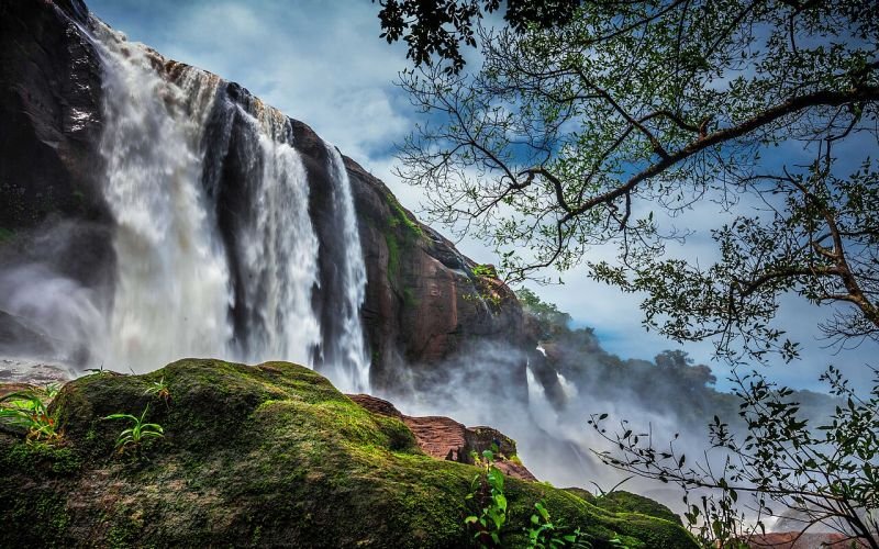 അതിരപ്പിള്ളി വെള്ളച്ചാട്ടം യാത്ര