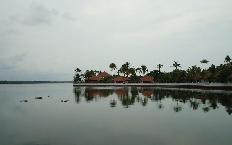 ചെറായി ബീച്ച് യാത്ര